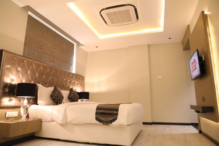 Bedroom 3, Hotel Imperial Grand, Ujjain