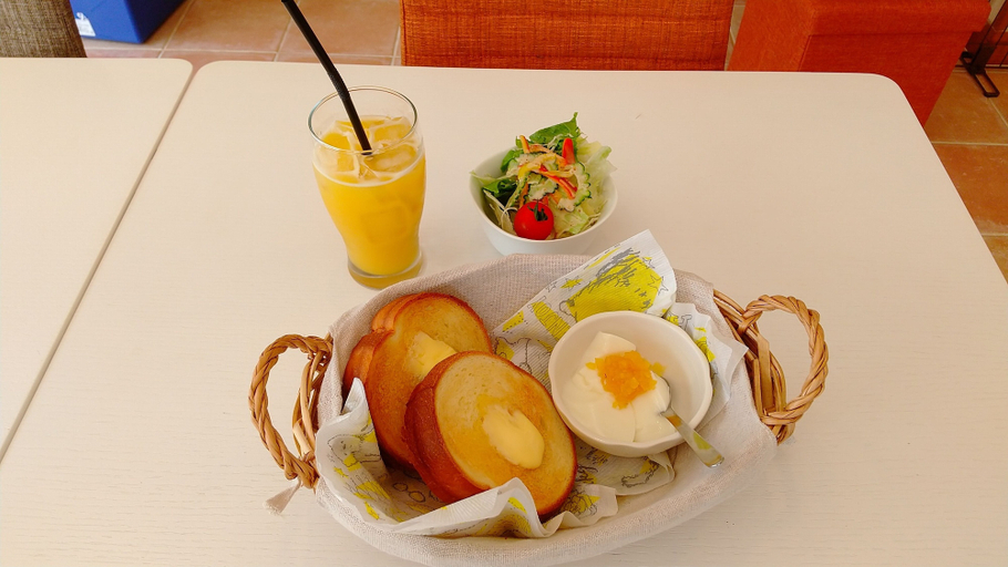Food & Drinks 5, Asobi Base Yamabare House Ishigakijima, Ishigaki