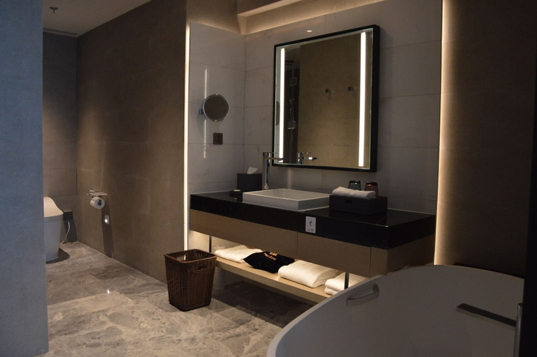 Bathroom 4, Courtyard by Marriott Jiangyin, Wuxi