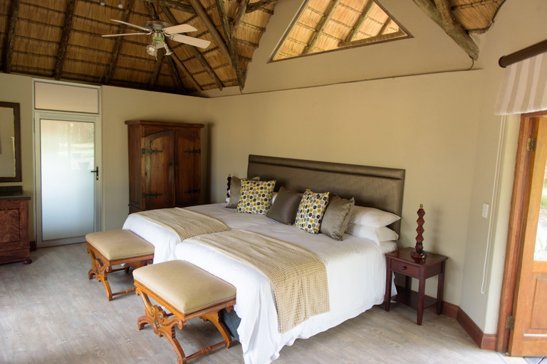 Bedroom 3, Legend Safari Villas, Waterberg