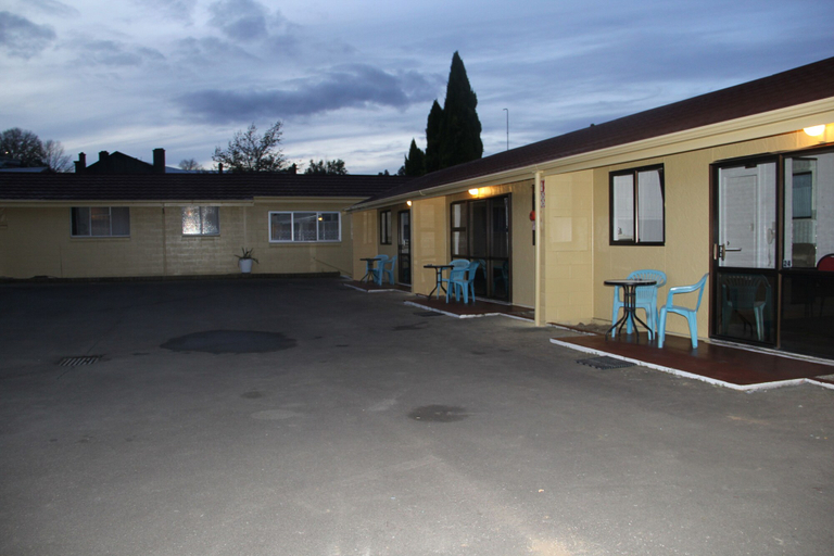 Exterior & Views 2, Taihape Motel, Rangitikei