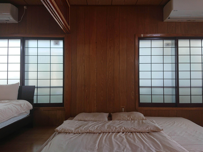 Bedroom 2, Unjunuya, Kadena