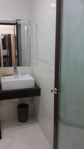 Bathroom 3, Avida Hotel, Labuan