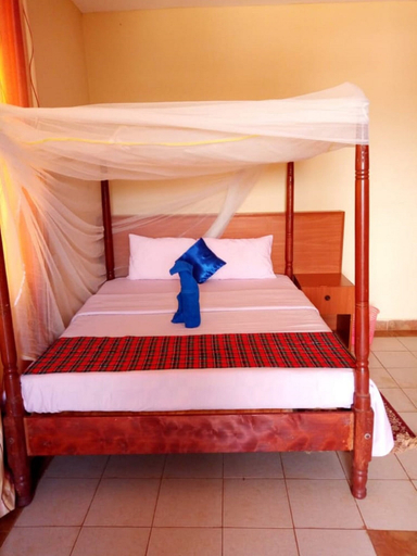 Bedroom 2, Makindu Diamond Hotel, Kibwezi West