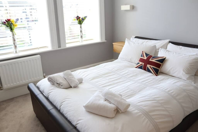 Bedroom 3, Menston Manor - Stunning Location, Leeds