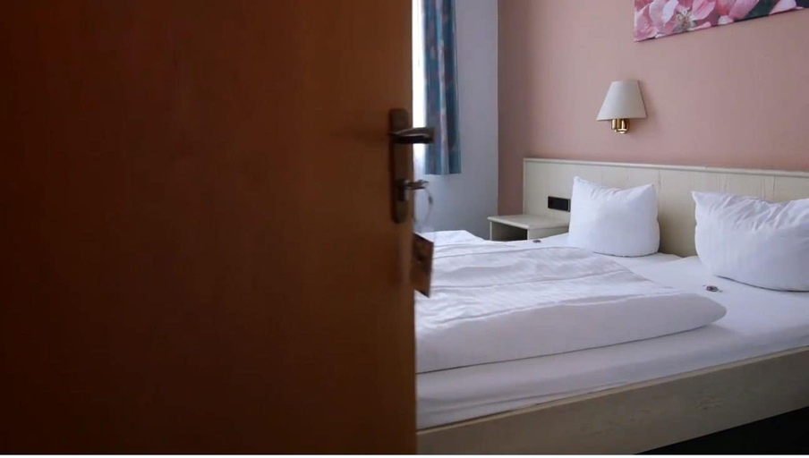 Bedroom 4, Zum Treuen Bartel, Ludwigsburg