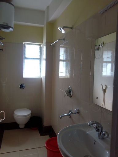 Bathroom 4, Hotel Niladrii Galaxy, Darjiling