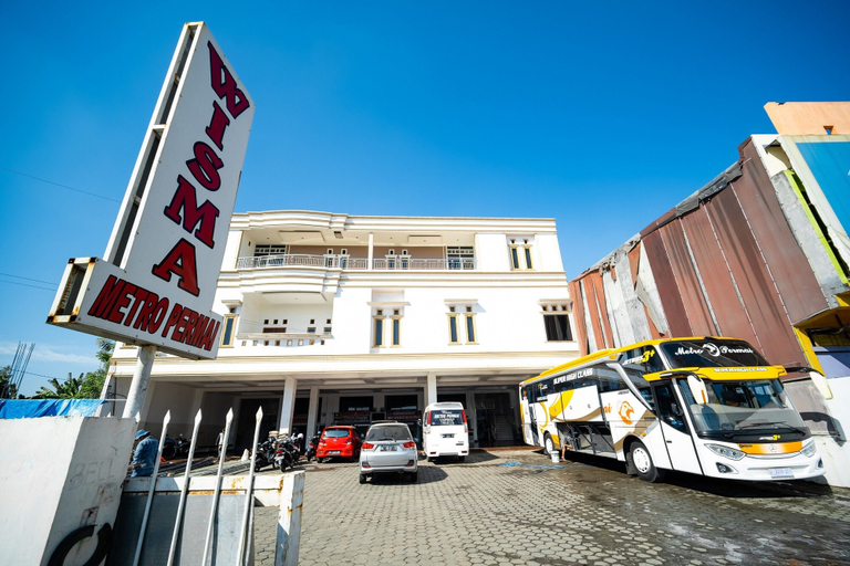Exterior & Views, RedDoorz @ Jalan Perintis Kemerdekaan Makassar, Makassar