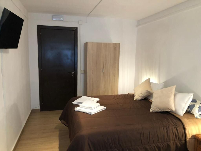 Bedroom 4, Hostel Penedes, Barcelona