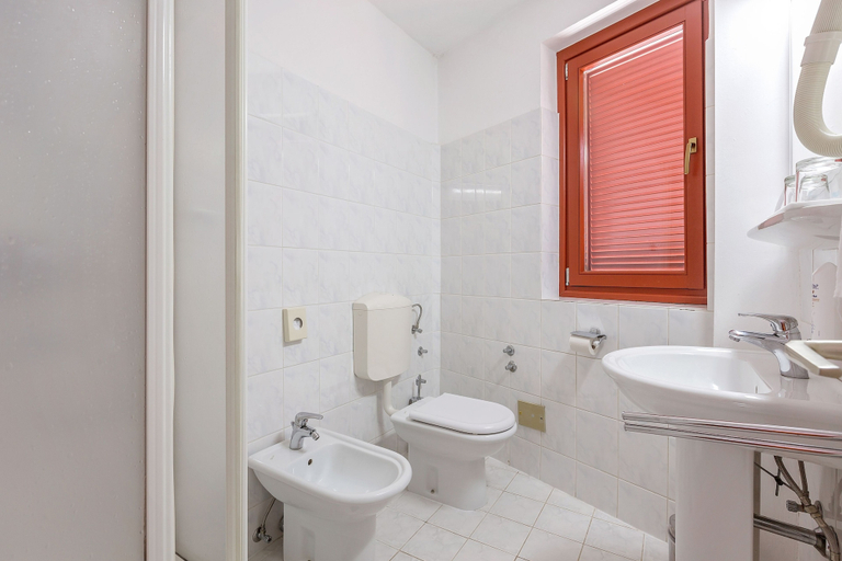 Bathroom 4, Maistra Select Riva Apartments, Vrsar