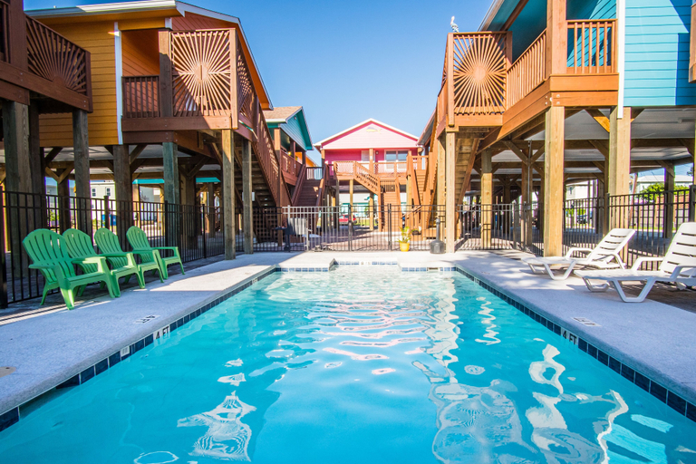 Sport & Beauty 4, Anchor Court Cottage #9, Nueces