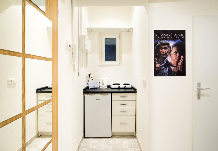 Others 5, Prison Apartment - Locked up in Prague, Praha 2