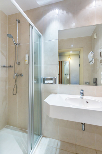 Bathroom 5, Qubus Hotel Gorzow Wielkopolski, Gorzów Wielkopolski