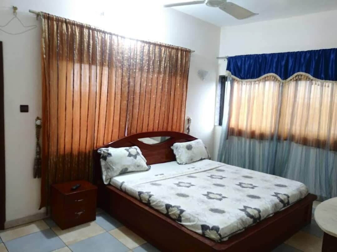 Bedroom 2, Hôtel 2 La Place, Abomey-Calavi