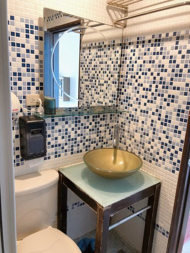 Bathroom 3, Zhixianwu Homestay, Penghu