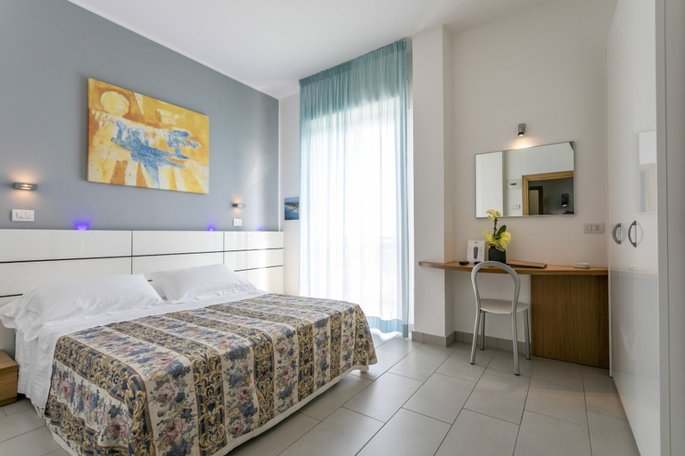 Bedroom 3, Hotel Baya Strand, Ravenna