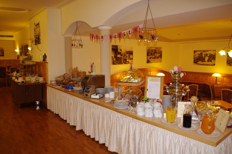 Food & Drinks 4, Die Lilie - Hotel Garni, Reutte