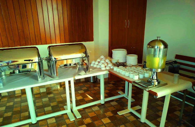 Food & Drinks 4, Hotel Pranav International, Kodagu