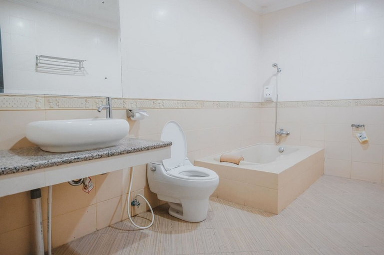 Bedroom 4, RedDoorz Premium @ Jalan Pal 10 Jambi, Jambi