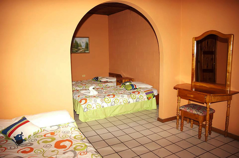 Bedroom 3, Hotel Castro Galapagos, Santa Cruz