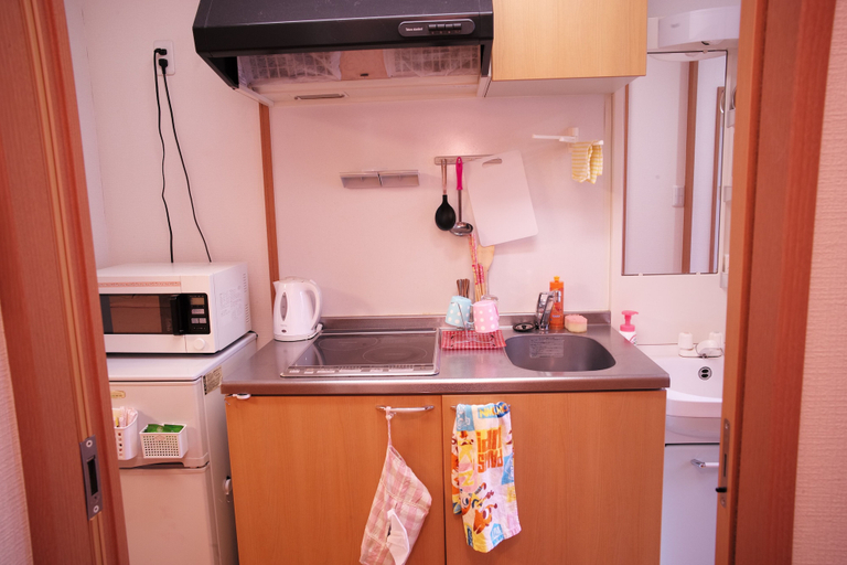 Others 4, Hosei apartment 301, Kobe