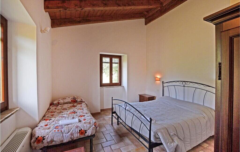 Bedroom 3, Agriturismo La Macinara, Perugia