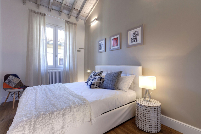 Room 2, Mamo Florence - St. Elizabeth Tower Apartment, Florence