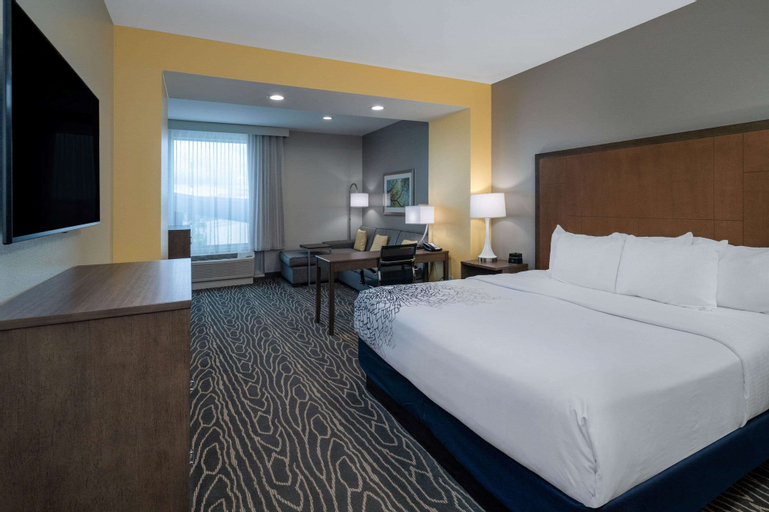 Bedroom 3, La Quinta Inn & Suites by Wyndham Tifton, Tift