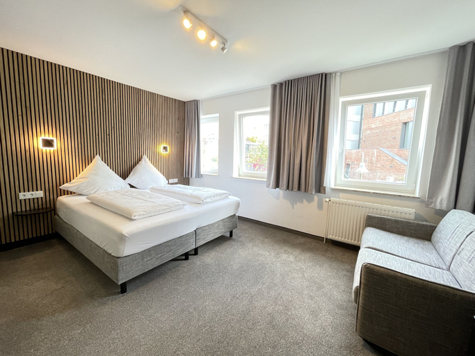 Bedroom 4, Hotel Xenia, Flensburg