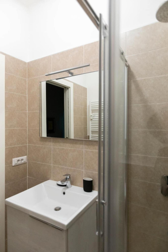 Others 5, Sant'Andrea Charme Apartments, Milano