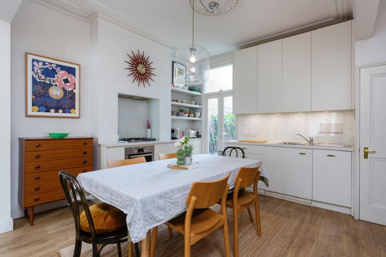 Others 5, Stunning 2 Bed Apt W Garden in Clapham, London