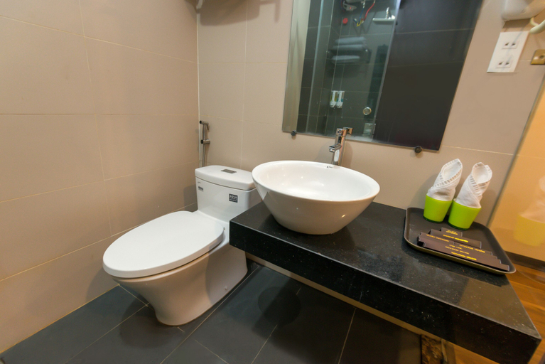 Bathroom 4, OYO 930 Thang Long Hotel, Thường Tín