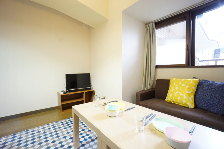Others 3, Terry's Apartment Shinsaibashi East I G05B, Osaka