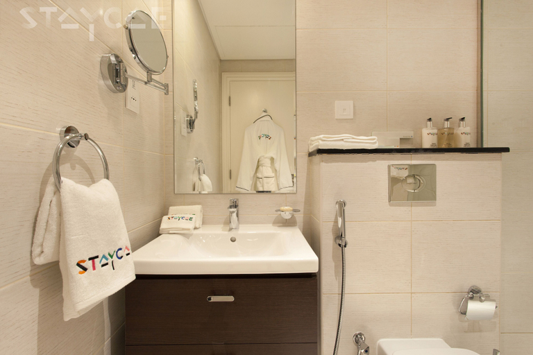 Bathroom, Staycae Avanti, Dubai