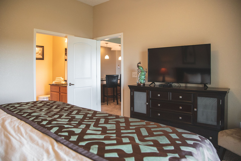 Bedroom 3, Majestic at Table Rock, Taney