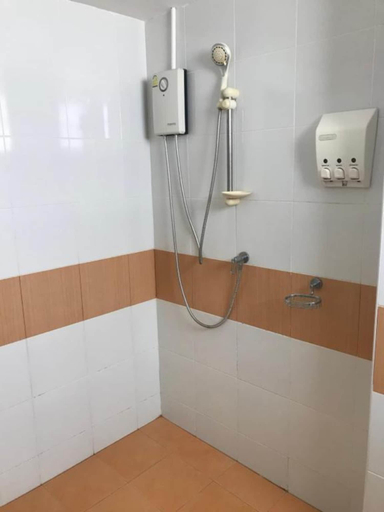 Bathroom 3, JT Guesthouse, Pulau Phuket