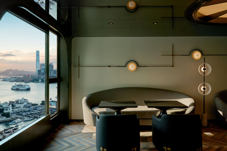 Executive lounge 4