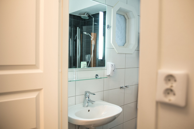 Bathroom 4, Sjögestad Motell, Mjölby