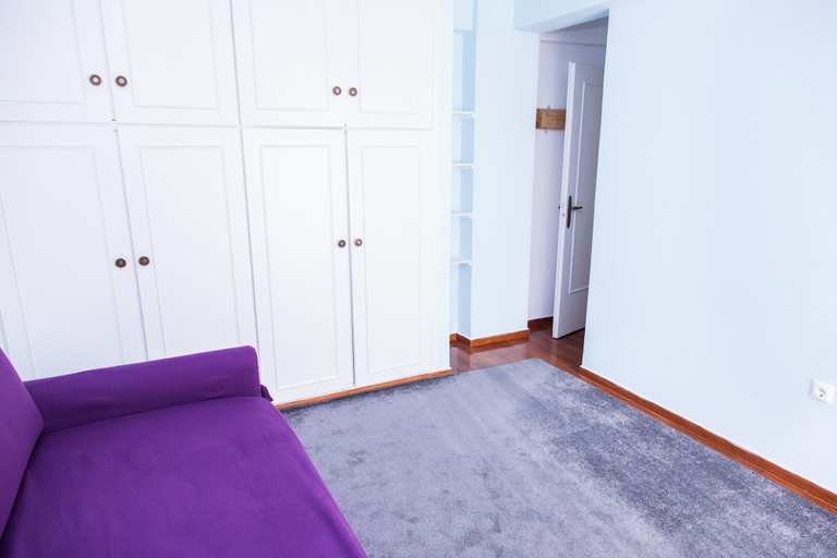 Room 5, Calm Oasis Apartment in Marousi, Attica