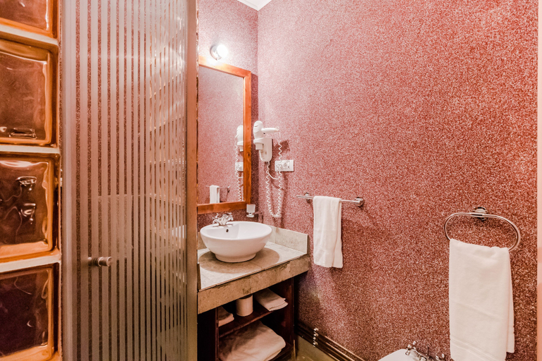 Bathroom 5, Ezio Brasov, Sacele
