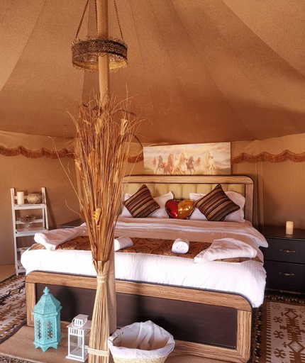 Bedroom 4, Alsarmadi Desert Camp, Biddiya