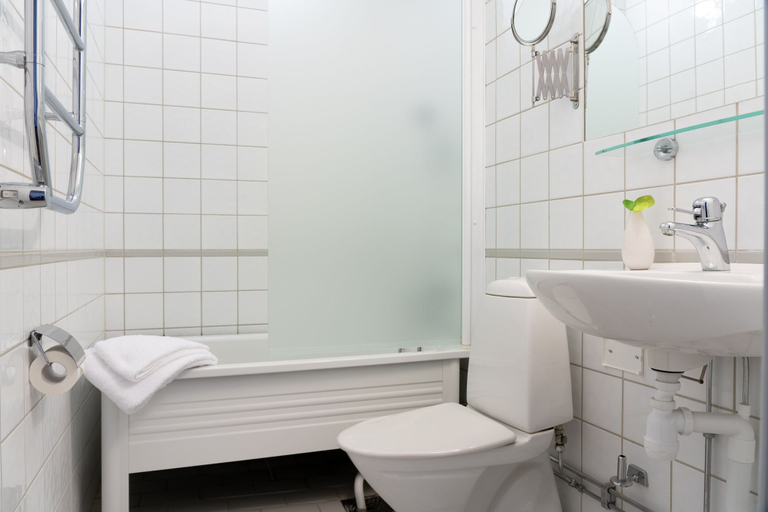 Bathroom 5, Hotel Botanika Uppsala, Uppsala