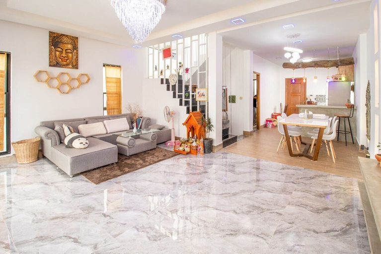 Reception, Central Modern Private Villa by La San, Siem Reap