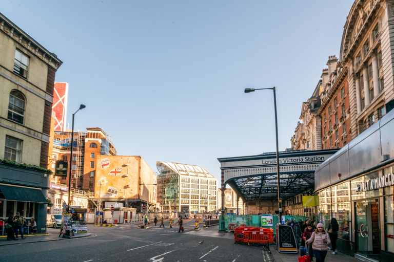 Others 5, Luxurious Victoria Home by the Apollo Theatre, London