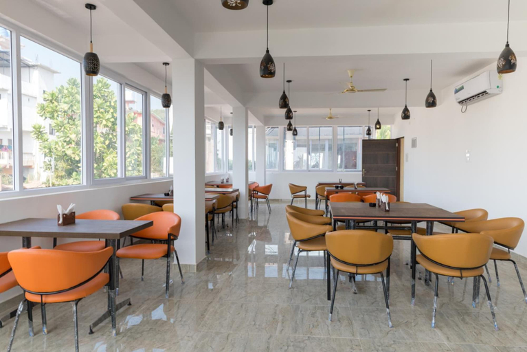 Food & Drinks 5, Aurum Resorts, North Goa