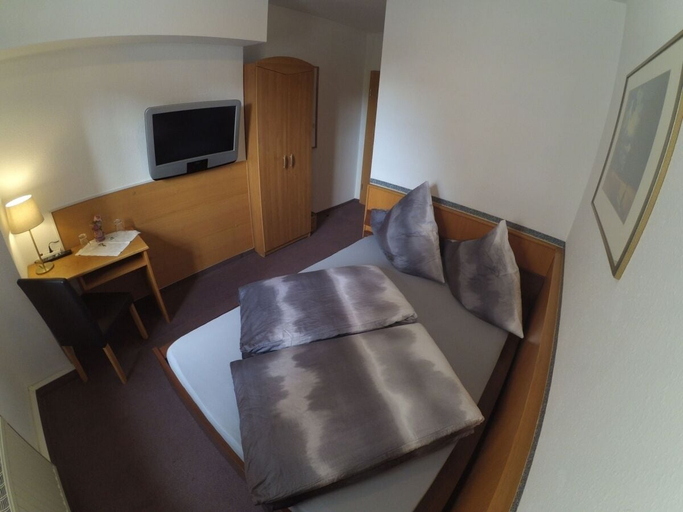 Bedroom 2, Hotel am Neumarkt, Burgenlandkreis