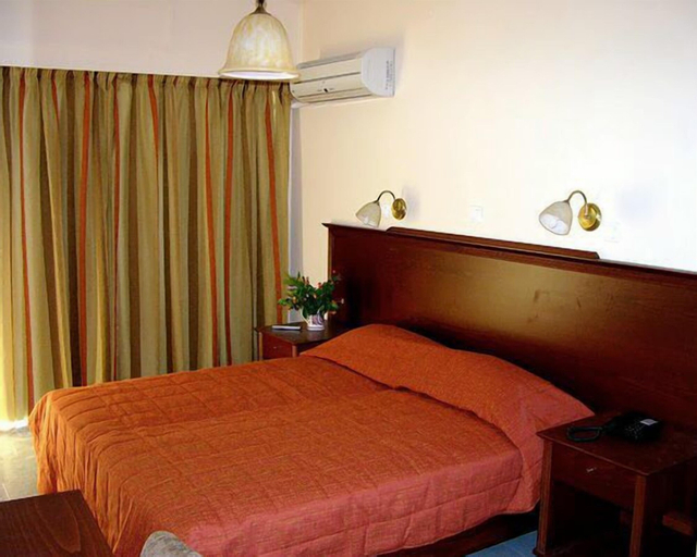 Bedroom 3, Apollo Hotel, Attica