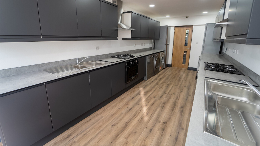 Others 5, Impeccable 1-bed Studio in Birmingham, Birmingham