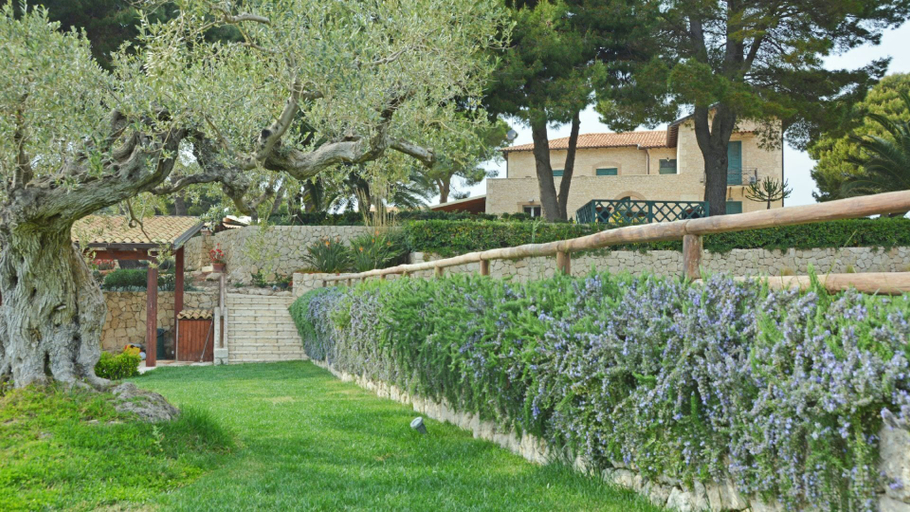 Exterior & Views 2, Villa Terra del Sole, Agrigento