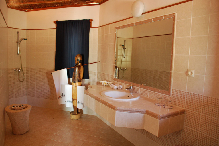Bathroom, Anakao Ocean Lodge & Spa, Atsimo-Andrefana